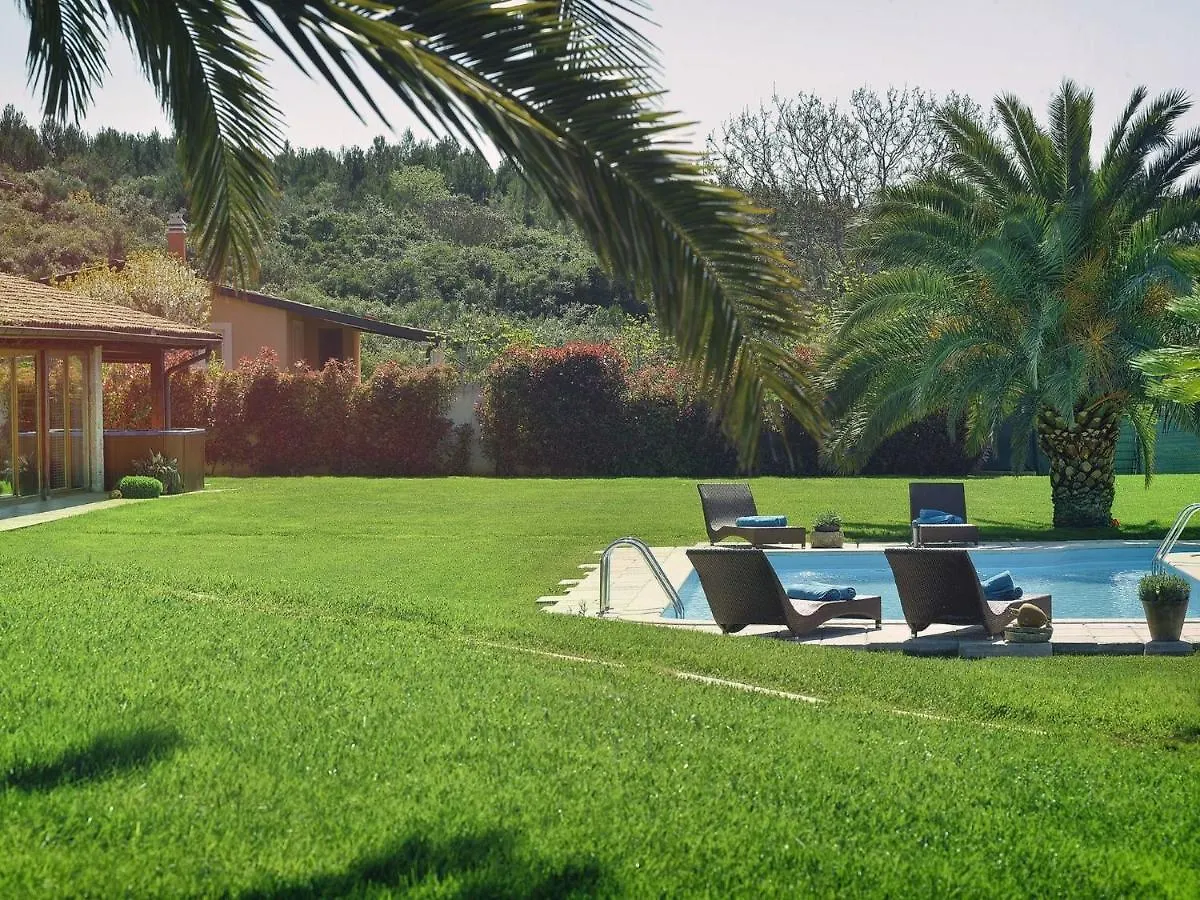 Luxurious Villa In Pomer With Pool And Jacuzzi